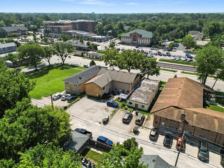 More Photos Of 32-34 W Burlington Ave, Westmont Office For Sale