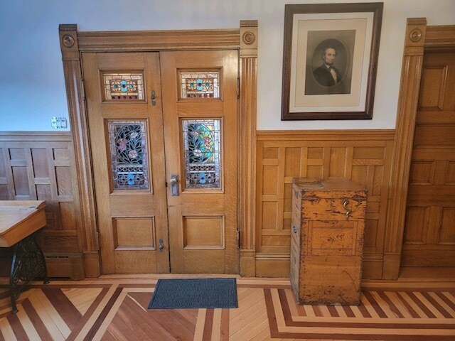 More Photos Of 84 Bay St, Manchester Office Residential For Lease