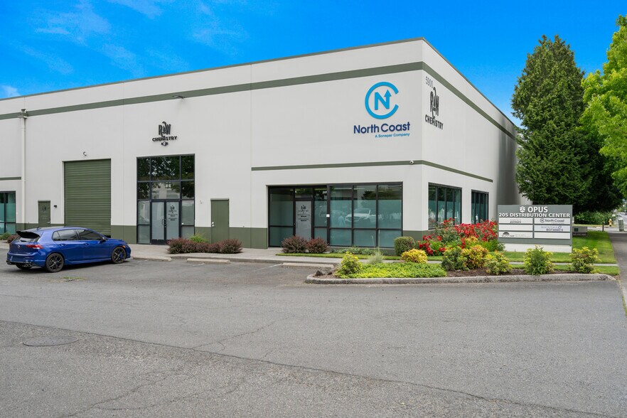 More Photos Of 5900 NE 88th St, Vancouver Distribution For Lease
