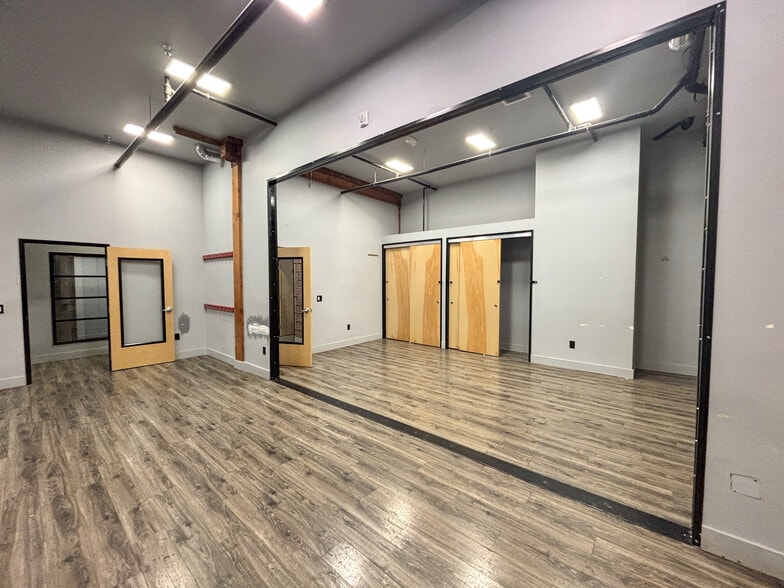 More Photos Of 255 Liberty St NE, Salem Office For Lease
