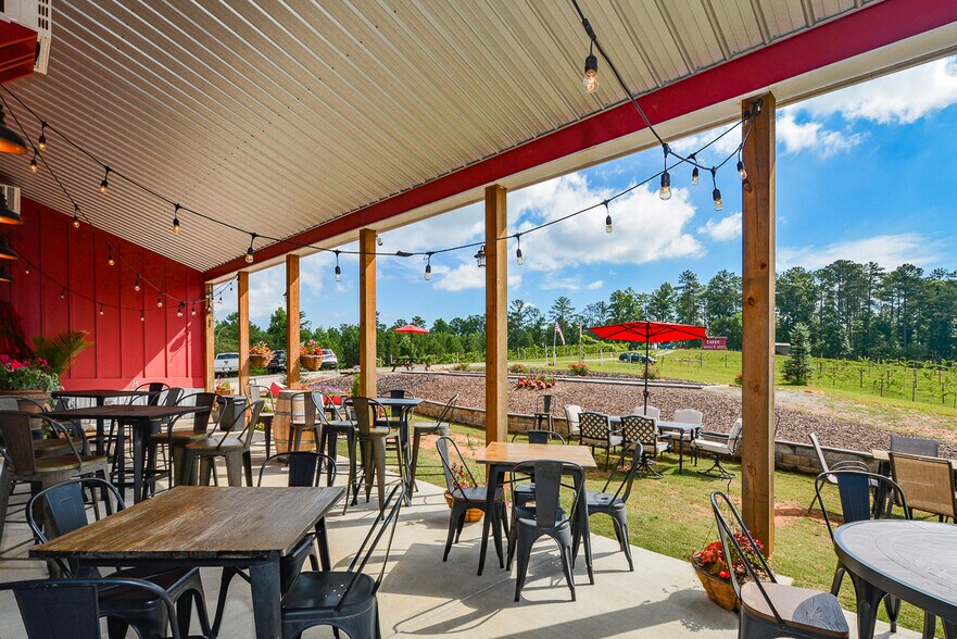 More Photos Of 119 Inland Dr, Talking Rock Winery Vineyard For Sale