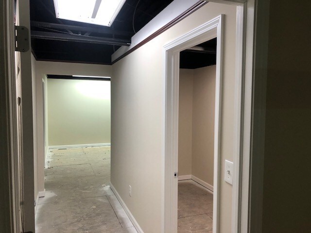 More Photos Of 35468 Groesbeck Hwy, Clinton Township Warehouse For Lease