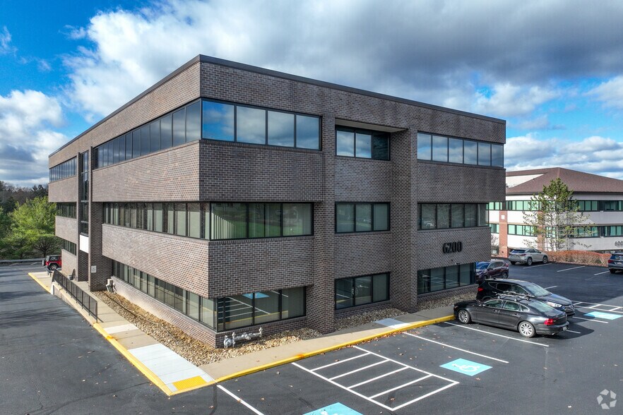Primary Photo Of 6200 Brooktree Rd, Wexford Medical For Lease
