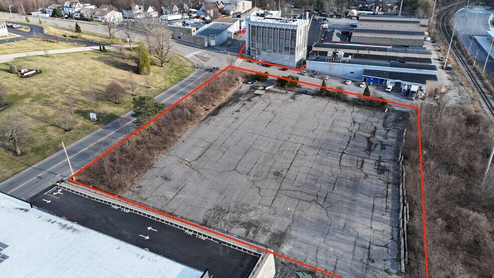More Photos Of 100 Barber Ave, Worcester Office For Sale
