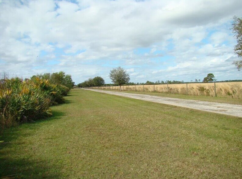 More Photos Of 6935 NE 48th St, Okeechobee Land For Sale