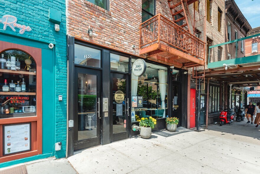 More Photos Of 390 5th Ave, Brooklyn Apartments For Sale