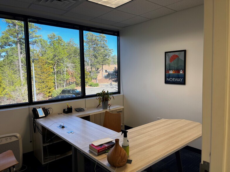 More Photos Of 501 Eastowne Dr, Chapel Hill Office For Sale