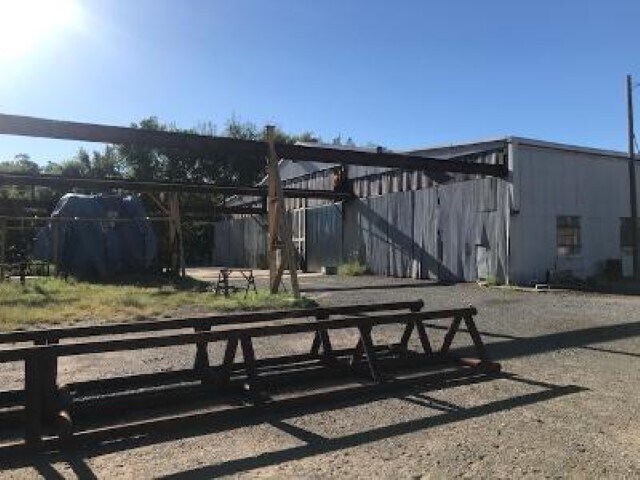 More Photos Of 520 Broadway Ave, Gladewater Industrial For Sale