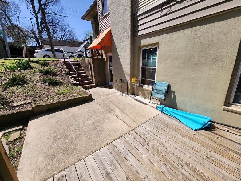 More Photos Of 2612 Kavanaugh Blvd, Little Rock Storefront For Lease