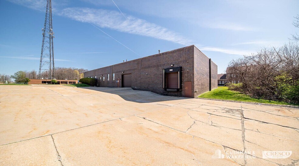 More Photos Of 26500 Renaissance Pky, Warrensville Heights Light Distribution For Sale