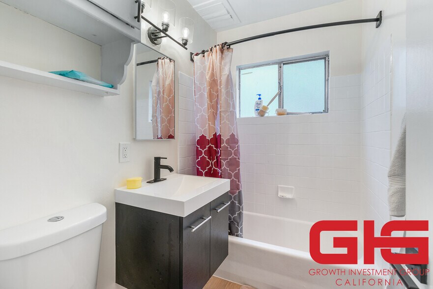 More Photos Of 259 N Euclid Ave, Pasadena Apartments For Sale