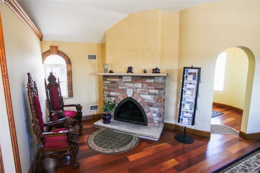 More Photos Of 2041 Park St, Atlantic Beach Loft Creative Space For Lease