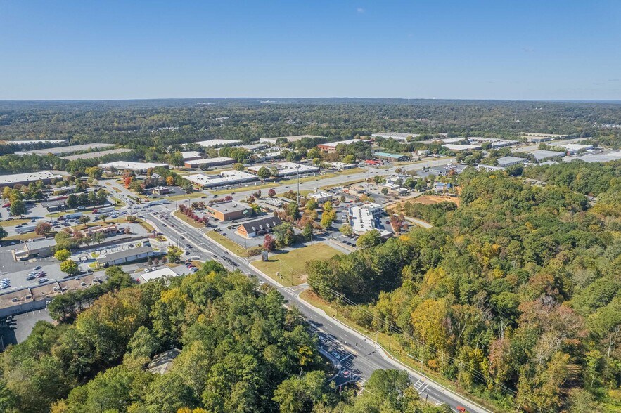 More Photos Of 535 Maxham Rd, Austell Storefront Retail Office For Sale
