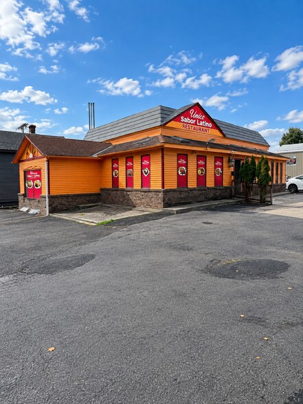 Primary Photo Of 401 W Dominick St, Rome Restaurant For Sale