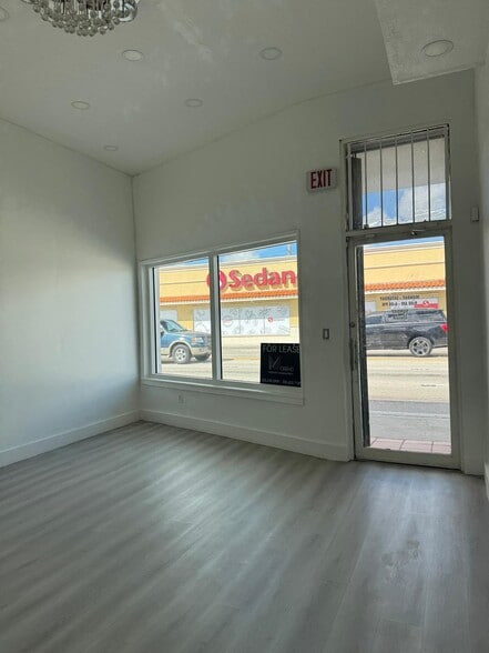 More Photos Of 6708-6716 W Flagler St, Miami Office For Lease