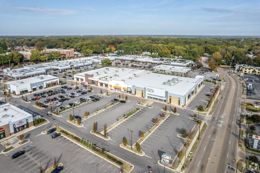 More Photos Of 4572 Poplar Ave, Memphis General Retail For Lease