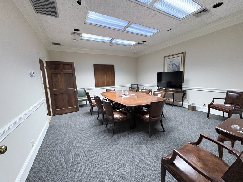 More Photos Of 1717 Russell Pky, Warner Robins Office For Sale