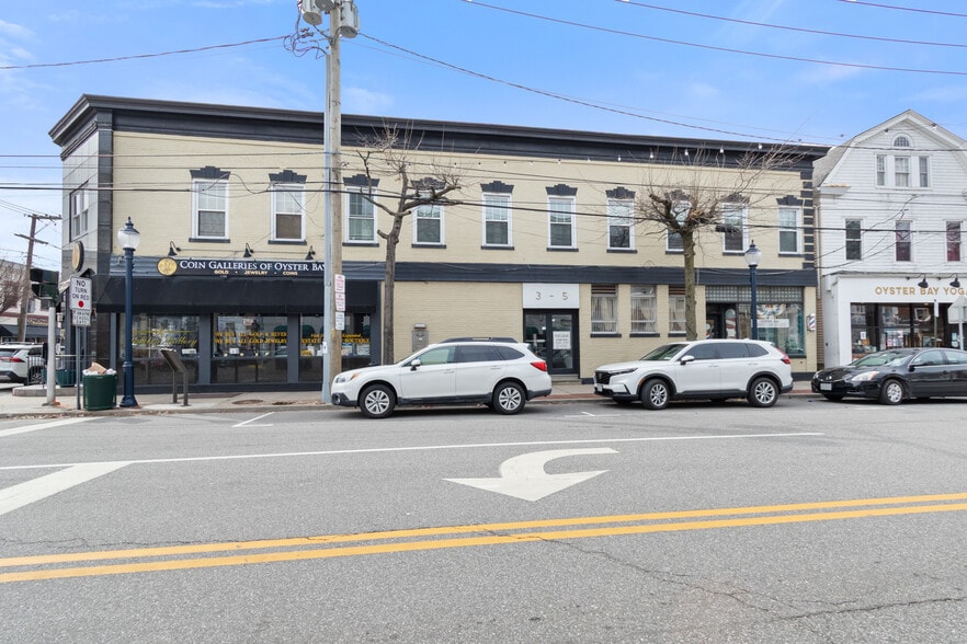 Primary Photo Of 3-5 Audrey Ave, Oyster Bay Storefront Retail Office For Lease