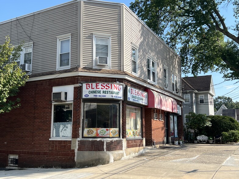 Primary Photo Of 528 Union, Belleville Restaurant For Lease