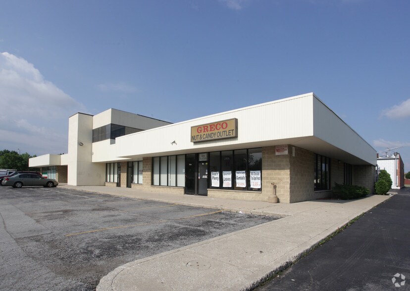 More Photos Of 7950-7976 W 167th St, Tinley Park Storefront Retail Office For Lease