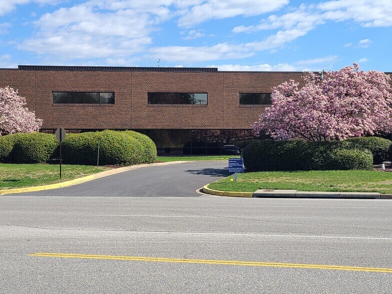 More Photos Of 1000 Stewart Ave, Glen Burnie Office For Lease