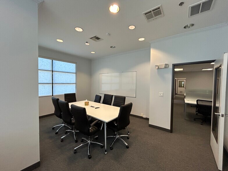 More Photos Of 4700 Dexter Dr, Plano Medical For Lease