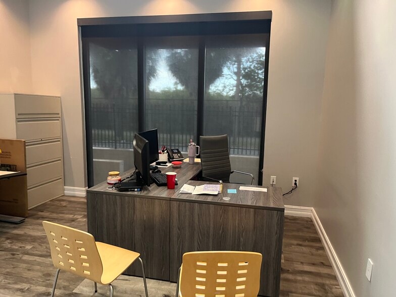 More Photos Of 2550 NW 4th Ct, Fort Lauderdale Warehouse For Sale