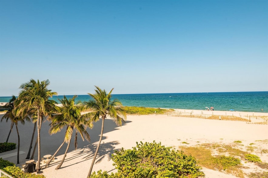 More Photos Of 3401 NE 10th St, Pompano Beach Hotel For Sale