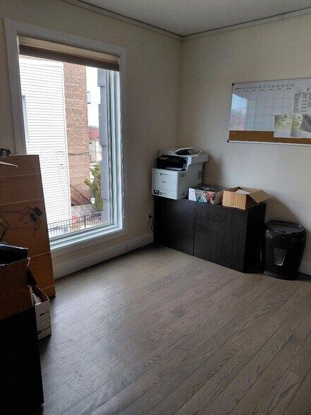 More Photos Of 422 Anderson Ave, Cliffside Park General Retail For Sale