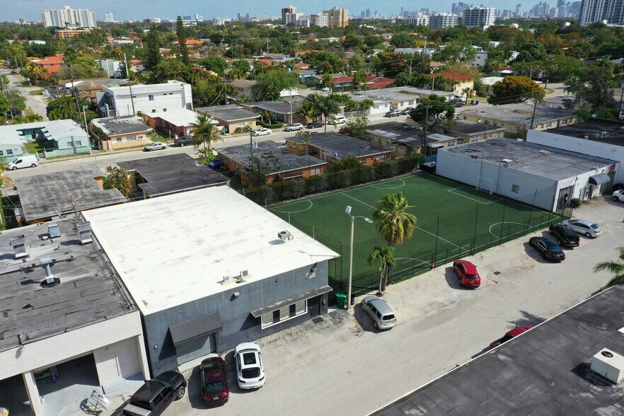 More Photos Of 3075 SW 28th St, Miami Warehouse For Lease