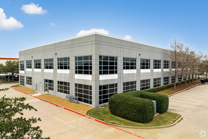 More Photos Of 6100 Tennyson Pky, Plano Unknown For Lease