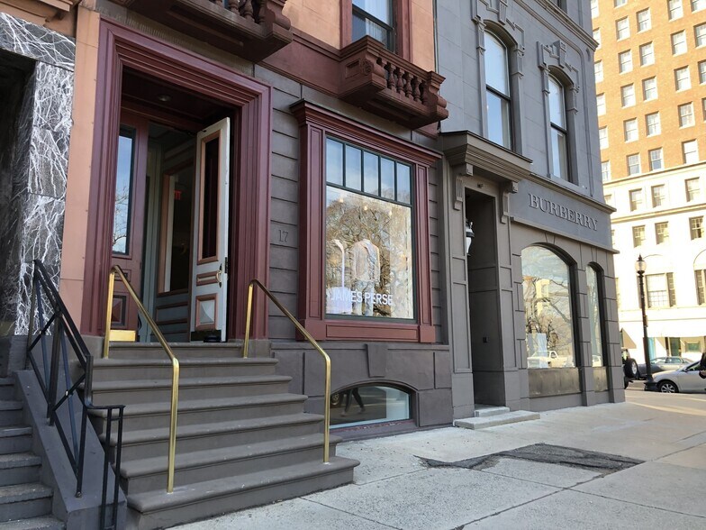 More Photos Of 17 Arlington St, Boston Office For Lease
