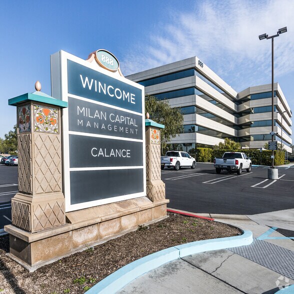 More Photos Of 888 Disneyland Dr, Anaheim Office For Lease