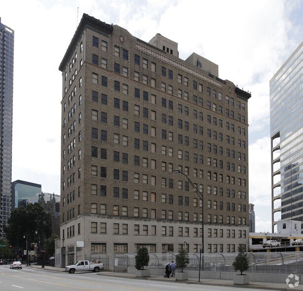 More Photos Of 384 Peachtree St NE, Atlanta Office Residential For Sale