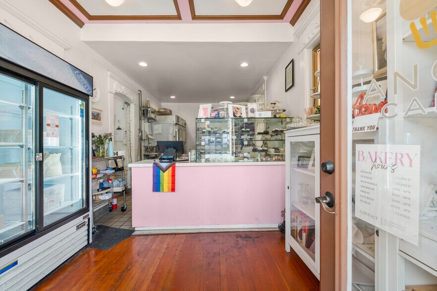 More Photos Of 745 5th St, Oakland General Retail For Sale