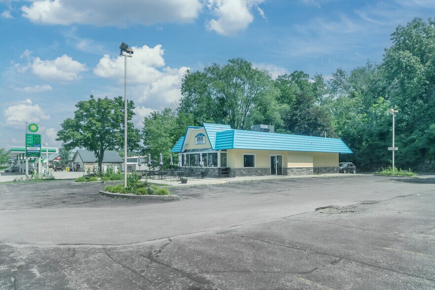 More Photos Of 6115 US Highway 51, McFarland Fast Food For Sale