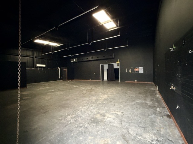 More Photos Of 1725 S Nova Rd, Daytona Beach Warehouse For Sale