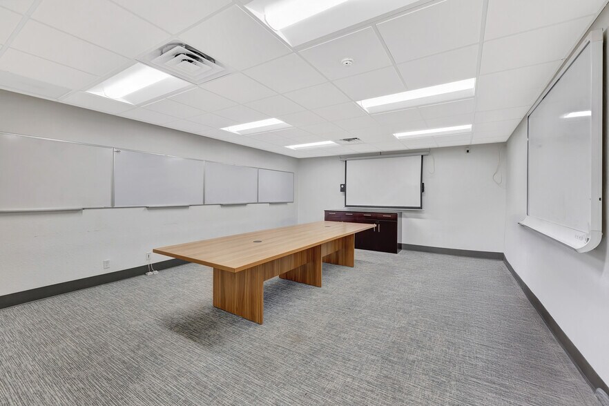 More Photos Of 1500 N Powerline Rd, Pompano Beach Warehouse For Sale