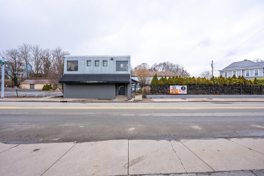 Primary Photo Of 618 S Main St, Greensburg Restaurant For Sale
