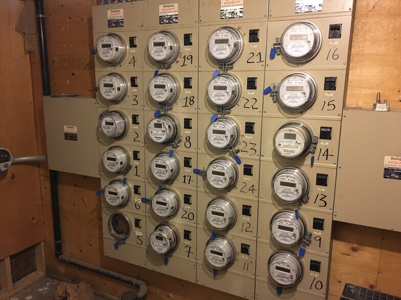 More Photos Of 4943 Chalmers Av, Swan Hills Apartments For Sale