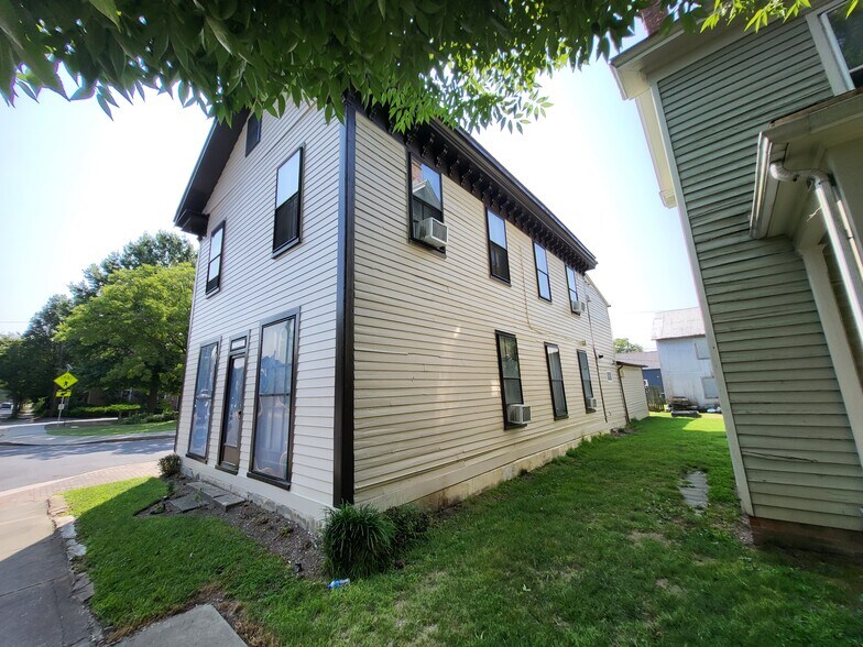 More Photos Of 416 Goldsborough St, Easton General Retail For Sale