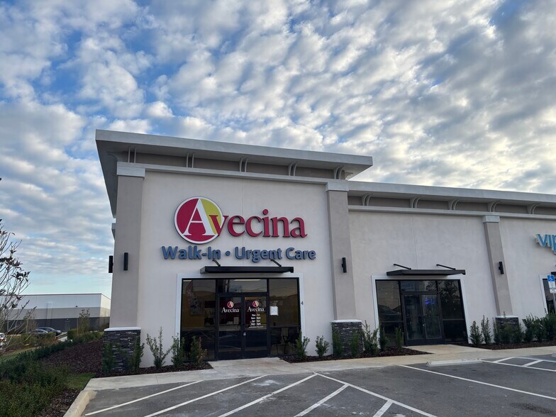 More Photos Of 17136 SE 109th Terrace Rd, Summerfield General Retail For Lease