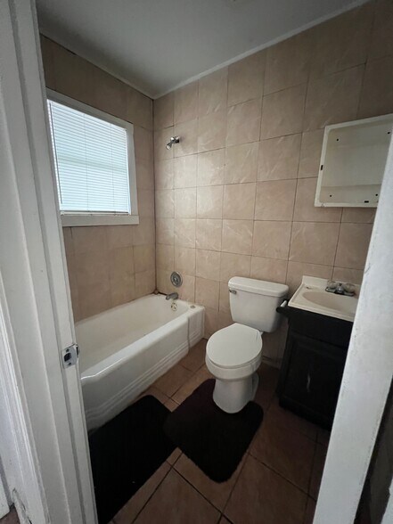 More Photos Of 1763 Old Canal St, Mobile Apartments For Sale