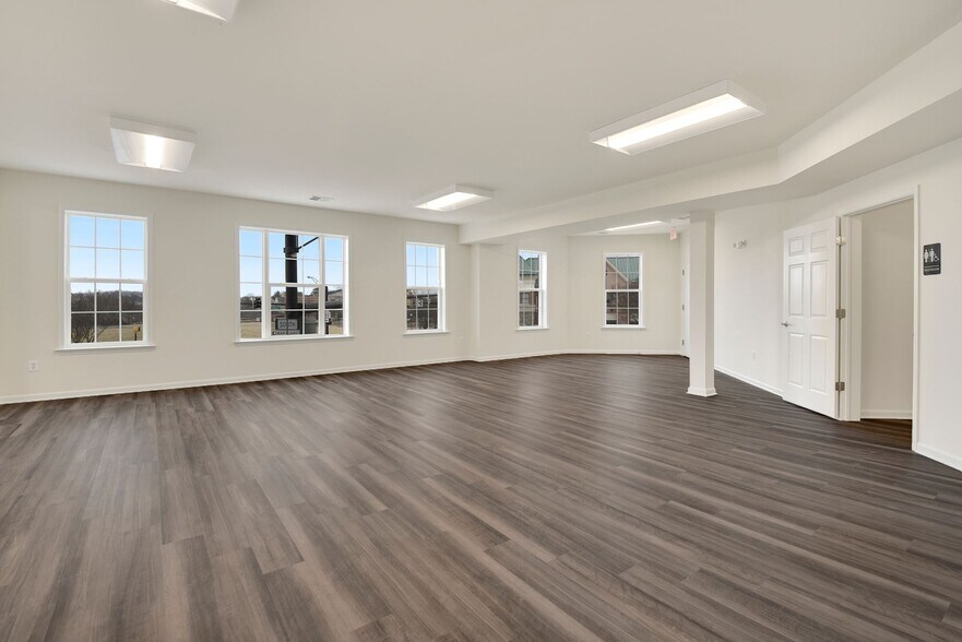 More Photos Of 3546 Worthington Blvd, Frederick Storefront Retail Office For Lease