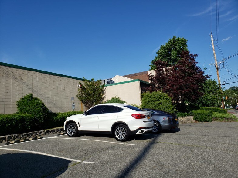 More Photos Of 14 Doty Rd, Haskell Manufacturing For Lease