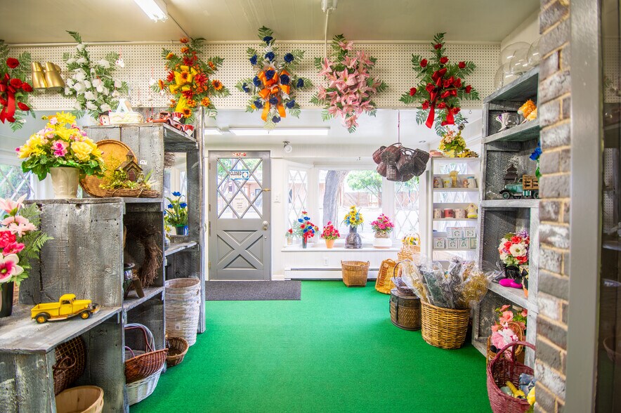 More Photos Of 30 N Market St, Cortez Garden Center For Sale