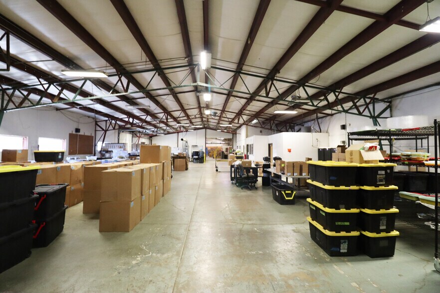 More Photos Of 1010 Wilson St, Eugene Warehouse For Sale