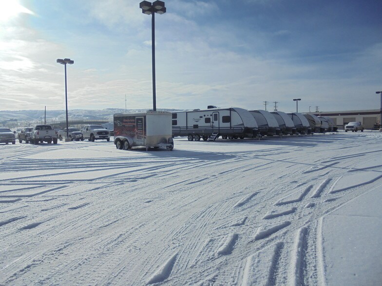 More Photos Of 1251 Dewar Dr, Rock Springs Auto Dealership For Sale
