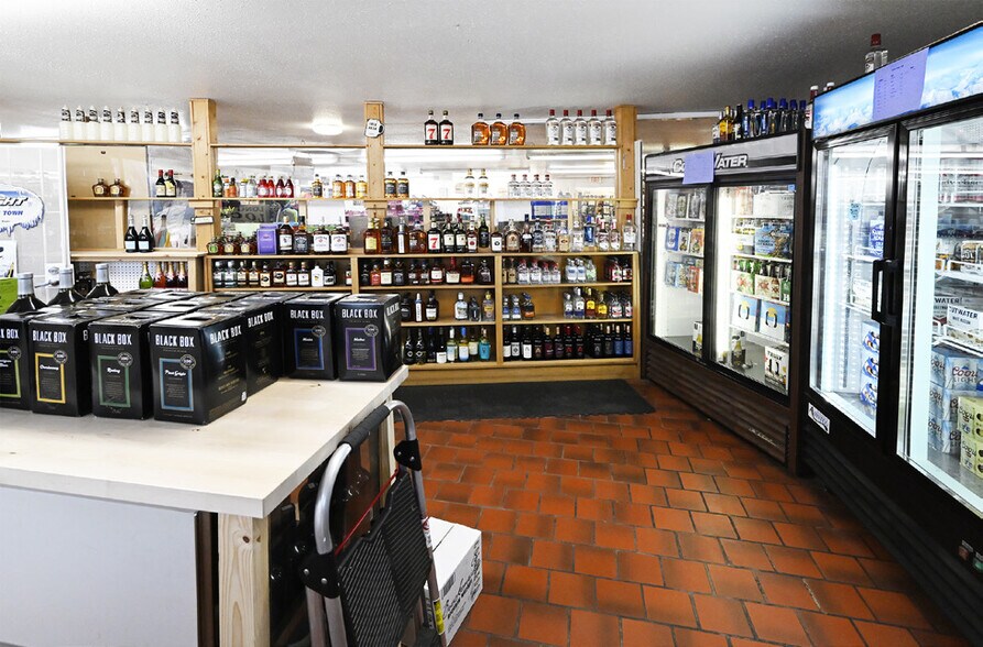 More Photos Of 137 County Road 67A, Red Feather Lakes Storefront Retail Residential For Sale