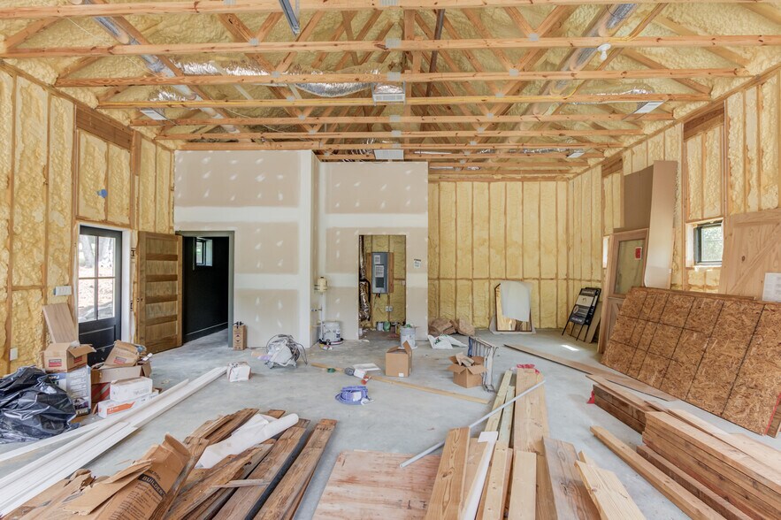 More Photos Of 6700 Shady grove Rd, Cumming Office Residential For Sale